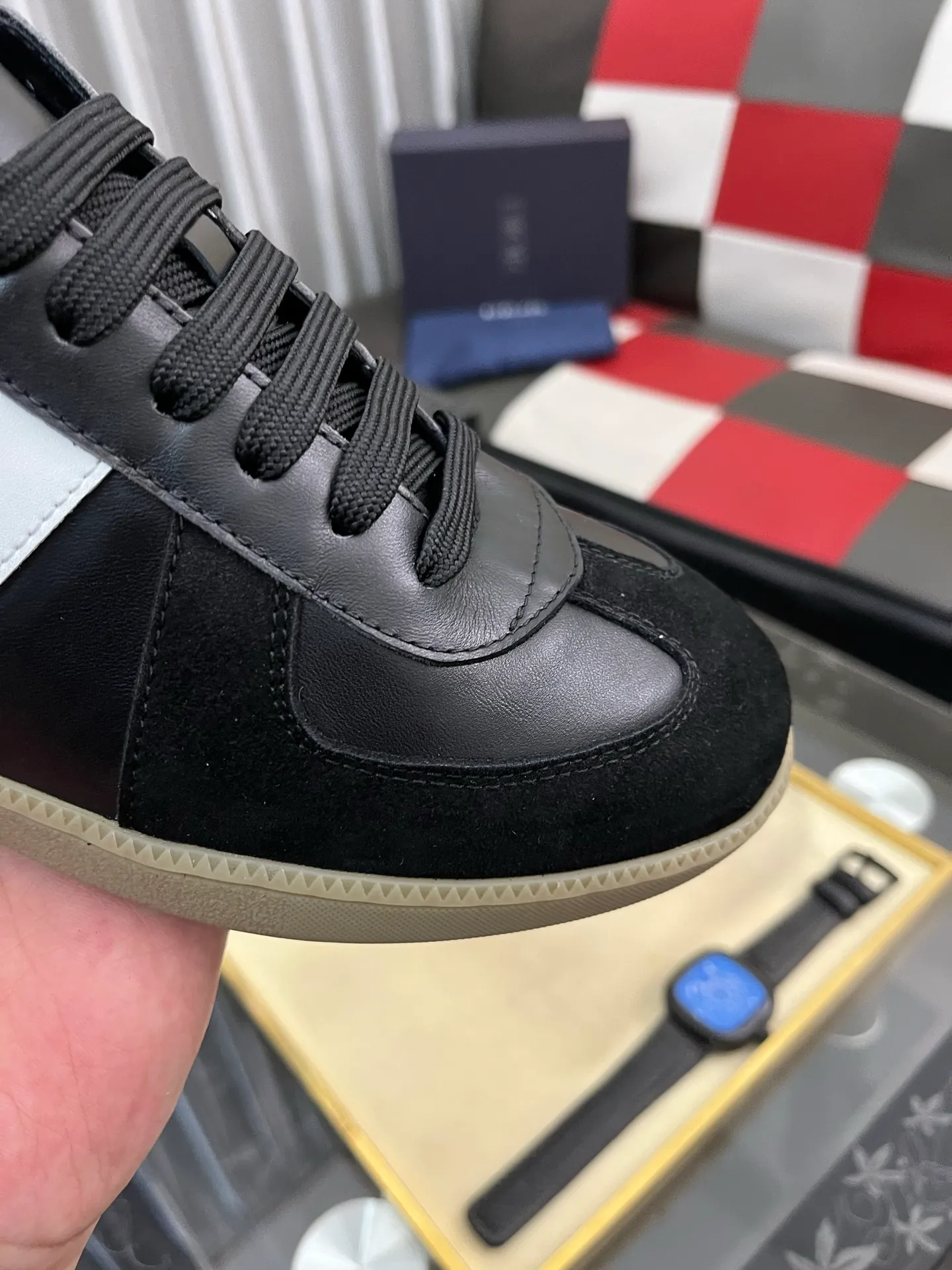 Men's shoes💰380⌚️⌚️[Dior] Dior's new men's genuine leather casual shoes, the highest version on the market, any comparison is welcome🆚! The original leather has excellent texture and is super high-end! Fetal sheep net lining imported from Italy, removable pad! Luxurious materials and fine workmanship, highly recommended! Code number: 38-44